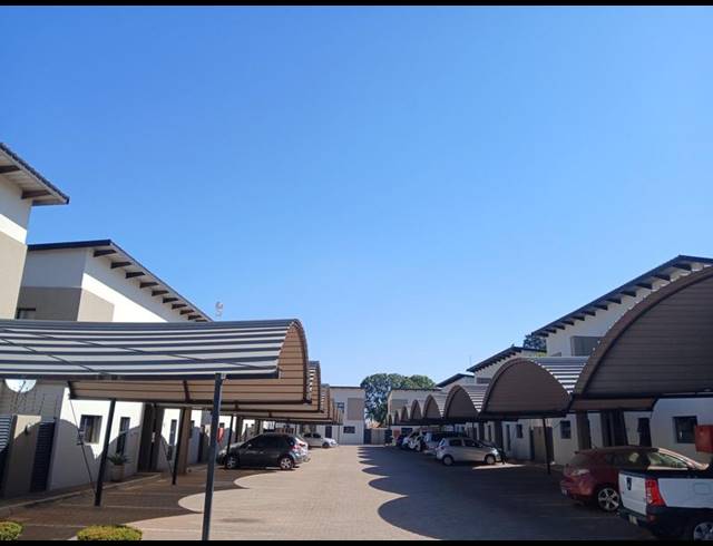 2 BEDROOM APARTMENT FOR SALE IN MOKOPANE CENTRAL